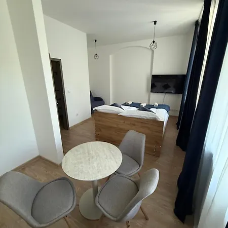 Apart Otel Avar 3*